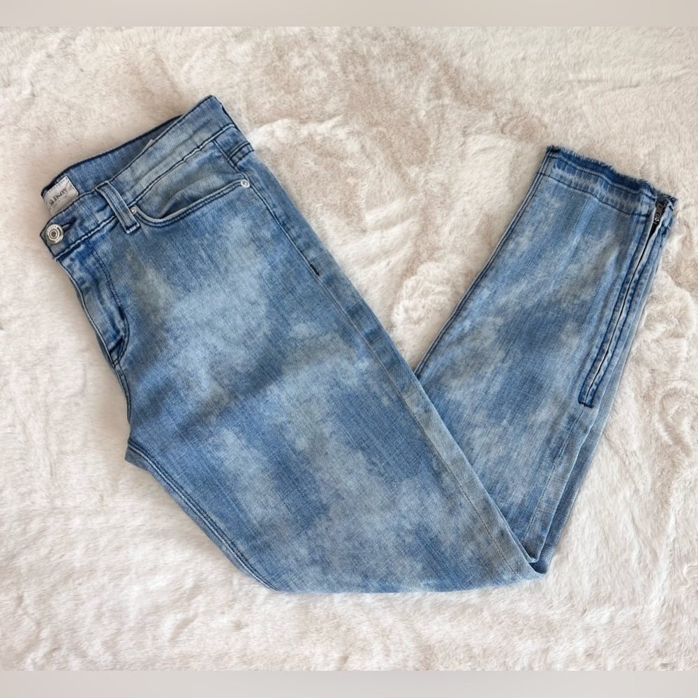 Hudson Nico midrise skinny jeans size 28